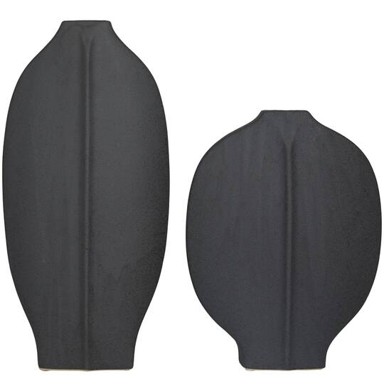 CosmoLiving by Cosmopolitan Black Ceramic Textured Vase Set of 2 18", 13"